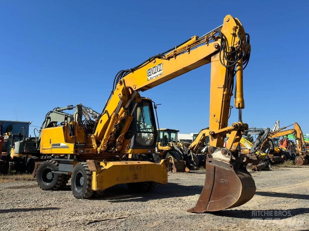 Liebherr A 900 B Kolová rýpadla