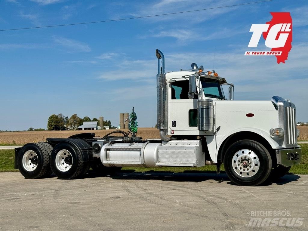 Peterbilt 388 Tahače