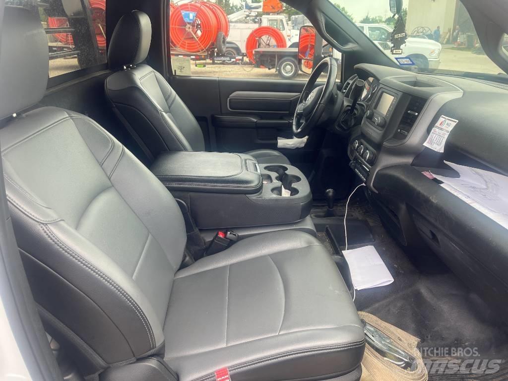 RAM 5500 Valníky/Sklápěcí bočnice