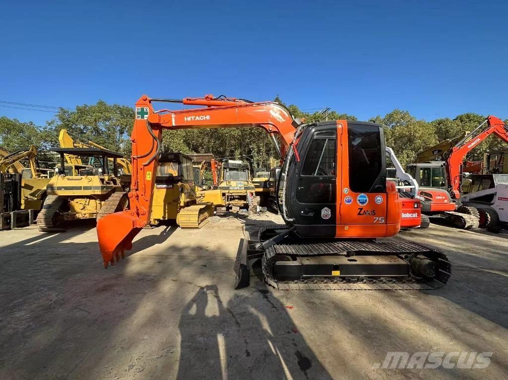 Hitachi ZX 75 Pásová rýpadla