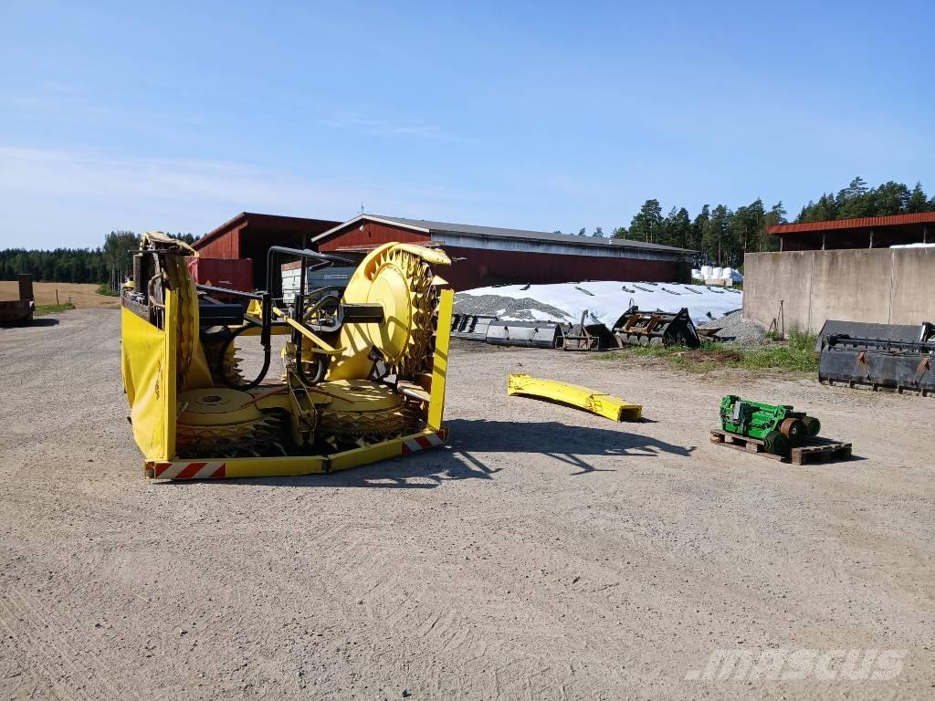 John Deere 460 Plus Samojízdné sekačky