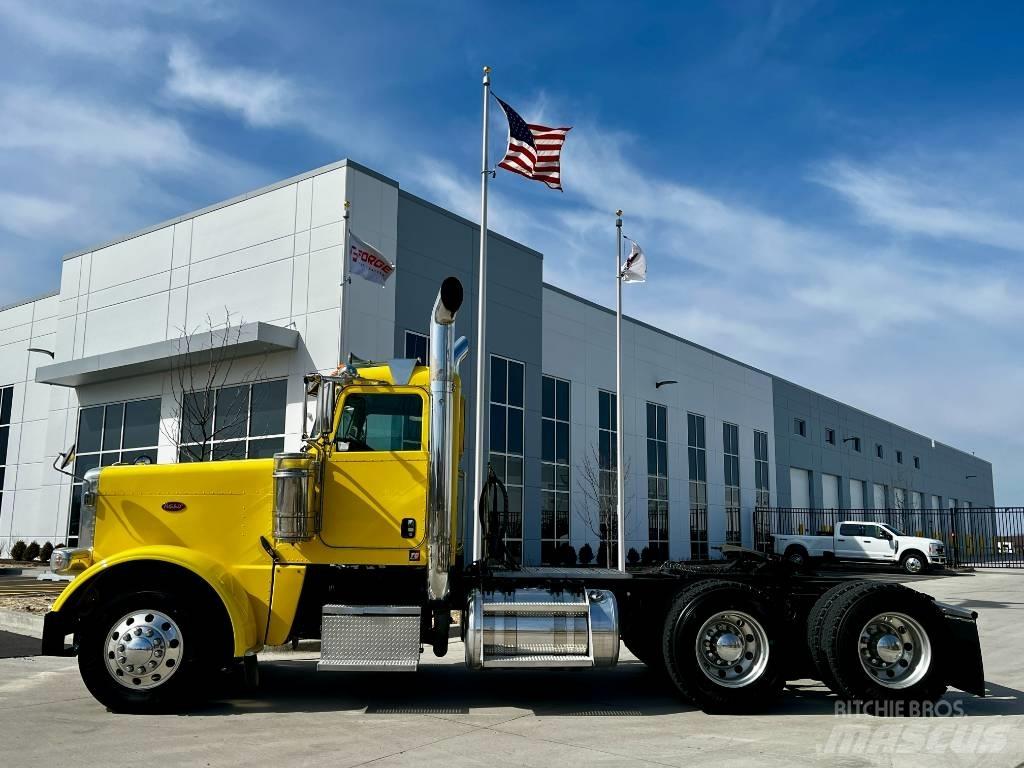 Peterbilt 389 Tahače