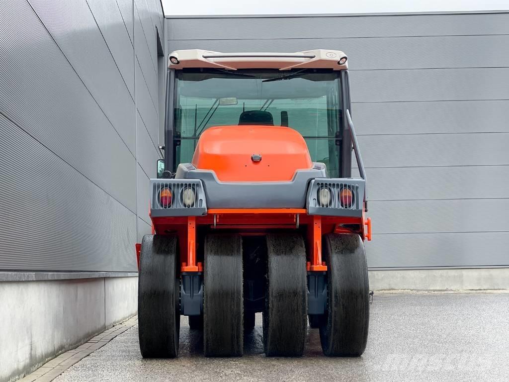 Hamm GRW 280-10 Pneumatikové válce