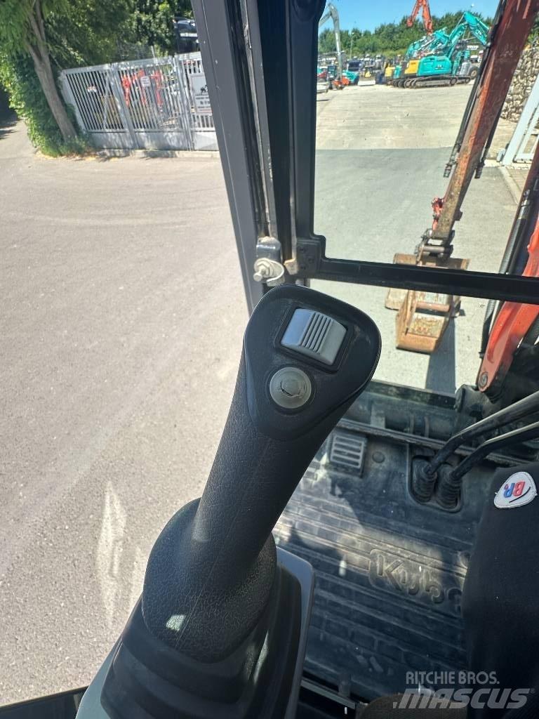 Kubota U 27-4 Mini rýpadla < 7t