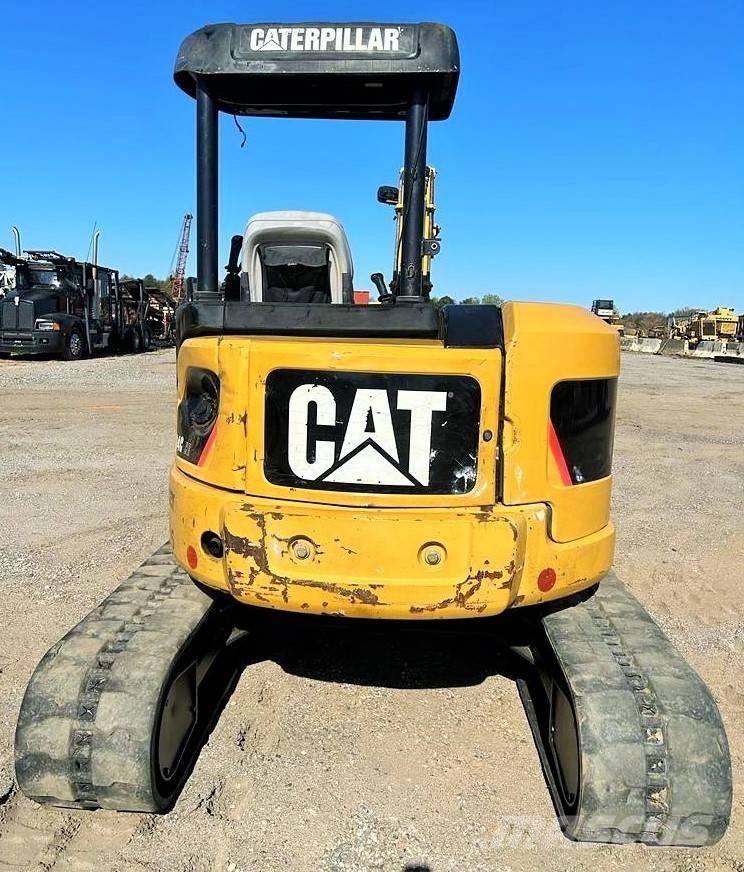 CAT 304 C CR Mini rýpadla < 7t