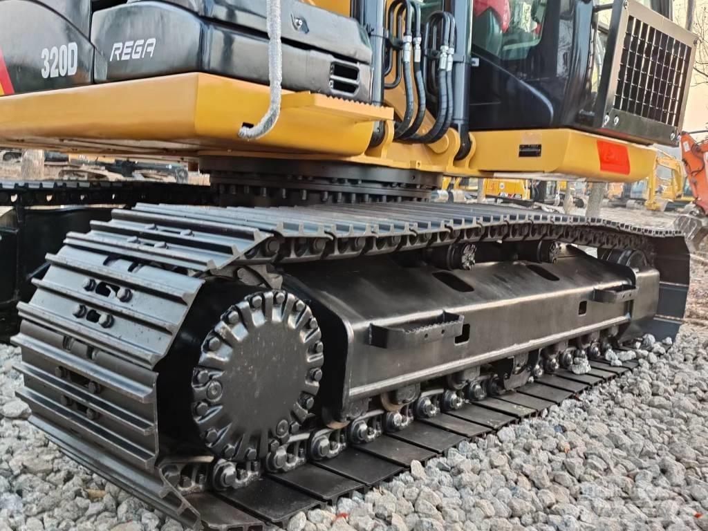 CAT 320 D Pásová rýpadla