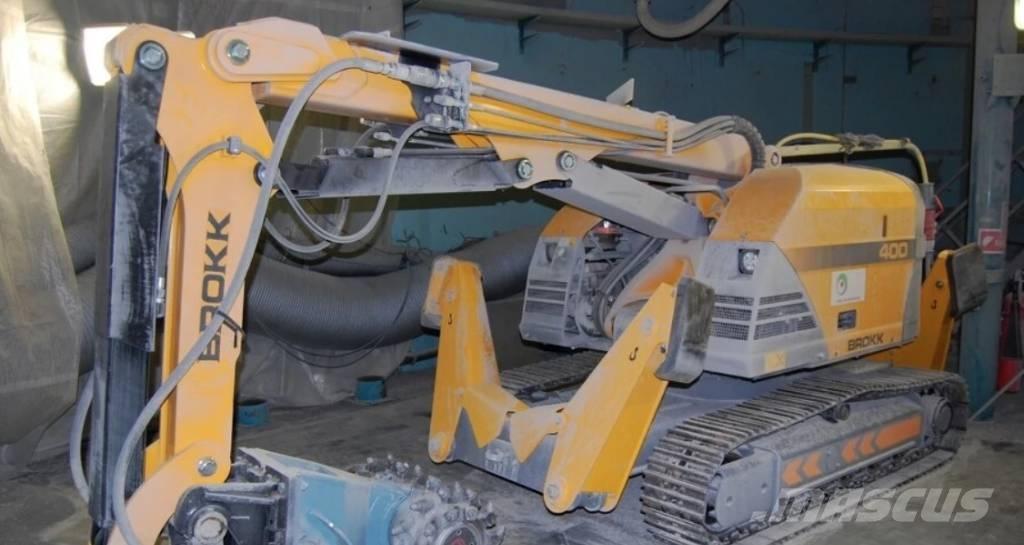 Brokk 400 Demoliční rýpadla