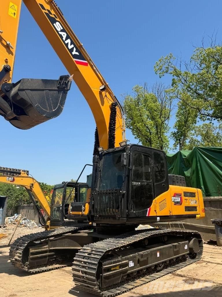 Sany SY 235 Midi rýpadla 7t - 12t