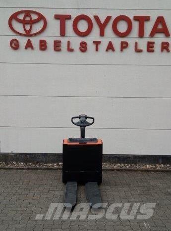 Toyota LWE 200 Ručně vedené vysokozdvižné vozíky