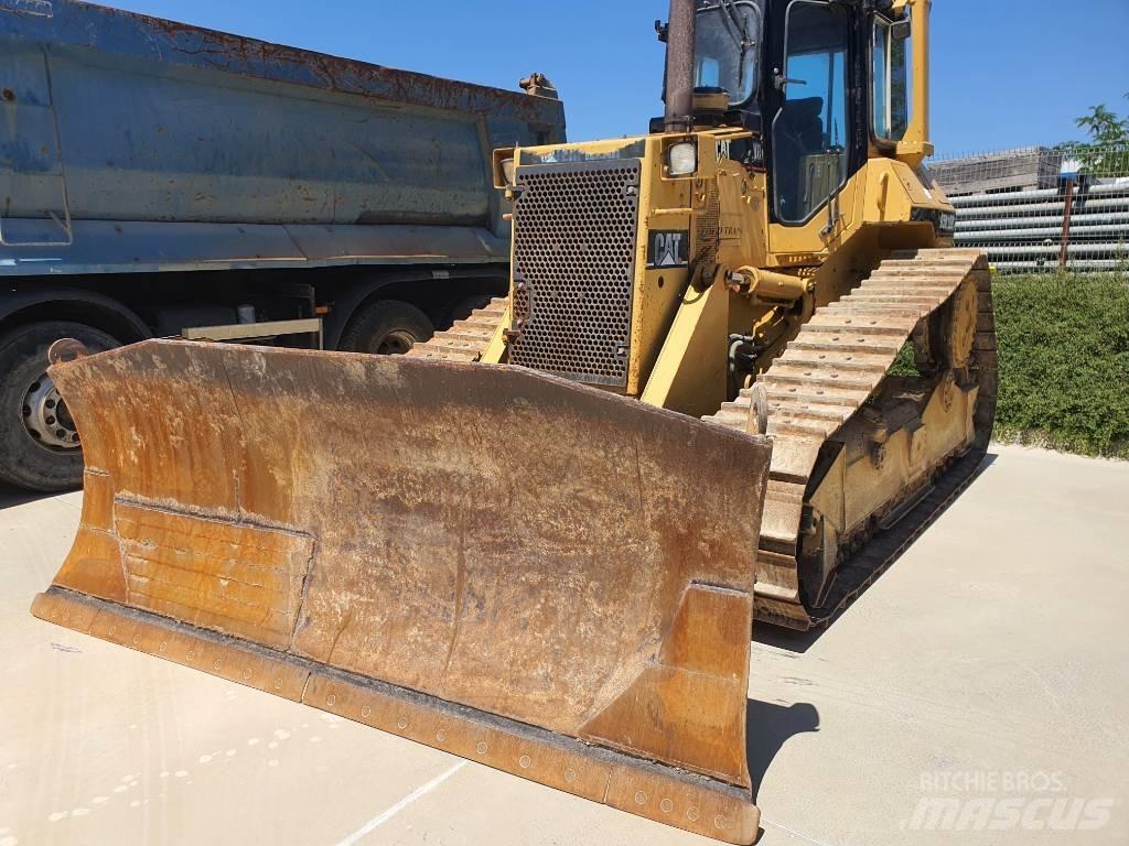 CAT D 5 H LGP Pásové dozery