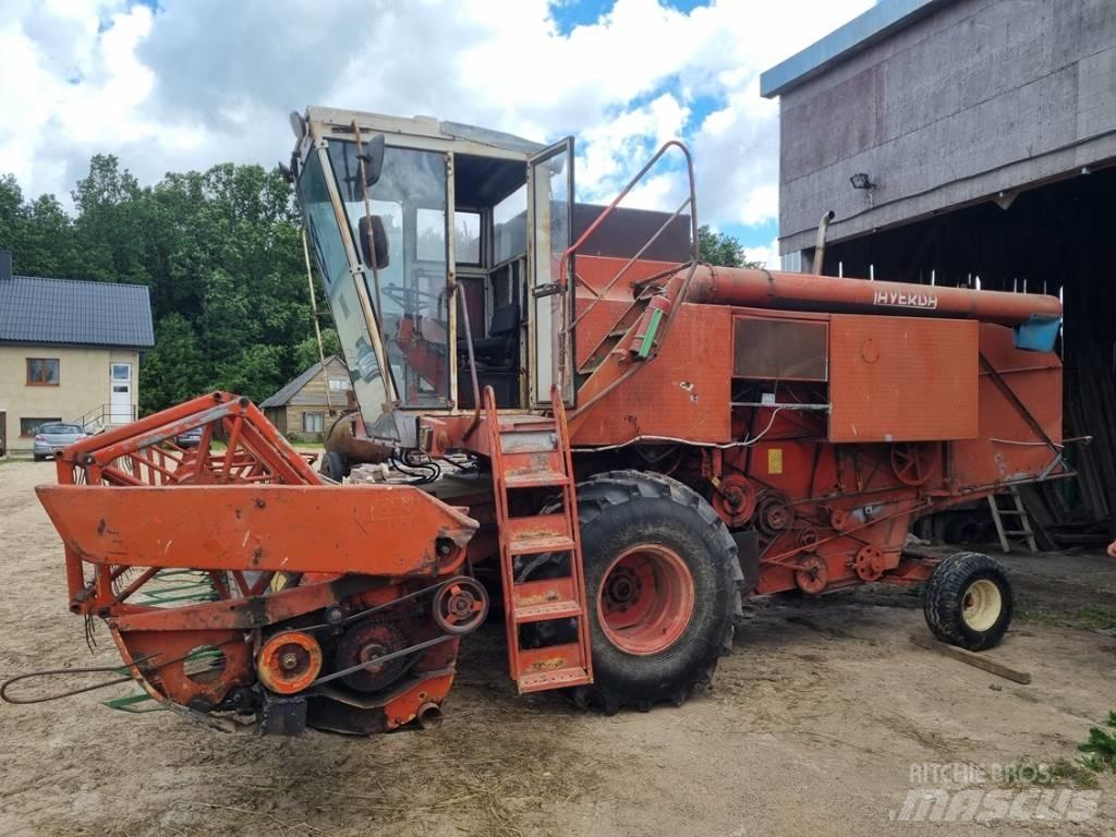 Laverda M152 Sklízecí mlátičky