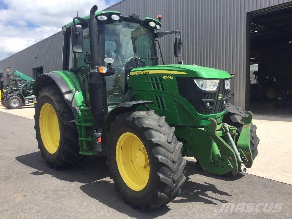 John Deere 6130M Traktory