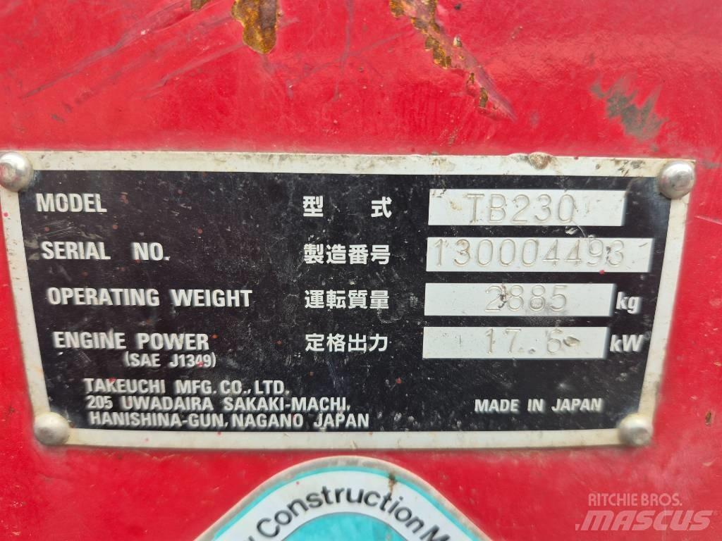 Takeuchi TB 230 Mini rýpadla < 7t