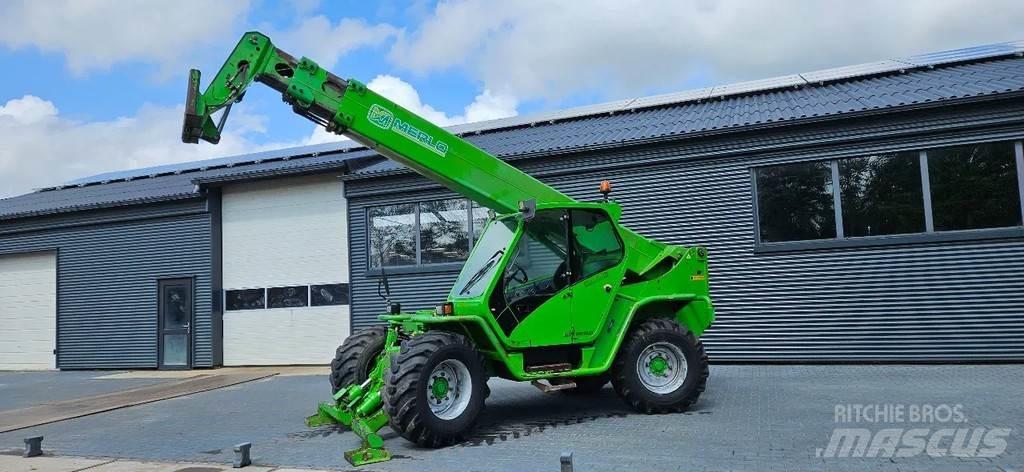 Merlo P40.14 Teleskopické manipulátory