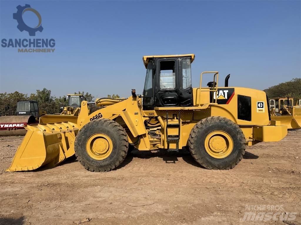 CAT 966 G Kolové nakladače