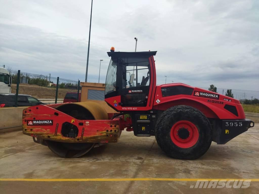 Bomag BW 216 Tahačové válce