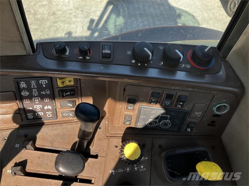 John Deere 6920 S Traktory