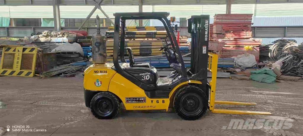 Komatsu FD 30 T-17 Dieselové vozíky