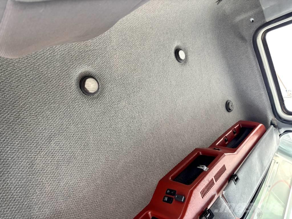 Mack CHU 613 Vyprošťovací vozidla