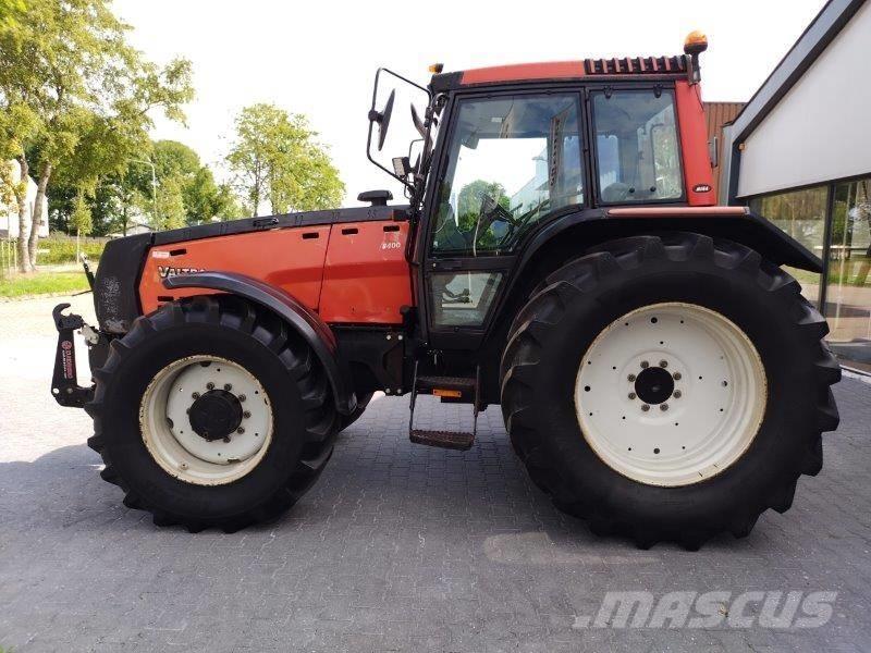 Valtra 8400 Traktory