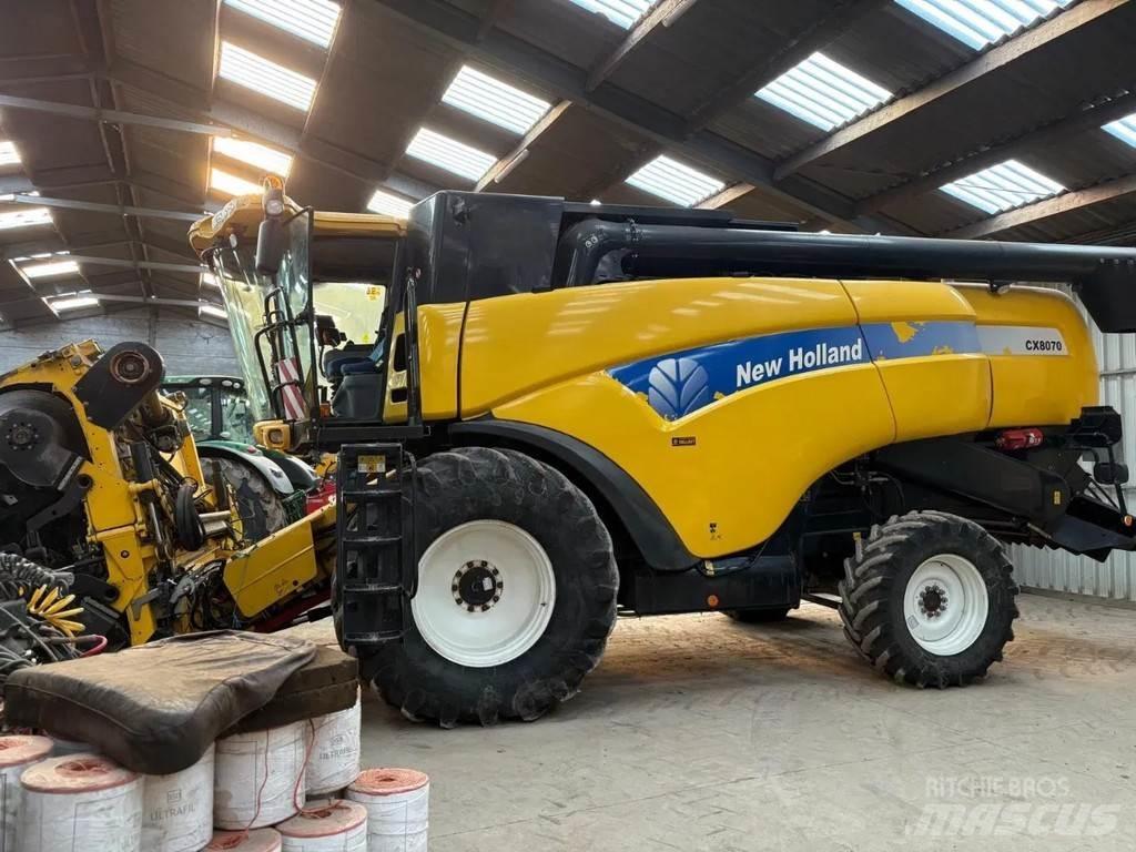 New Holland CX8070 Sklízecí mlátičky