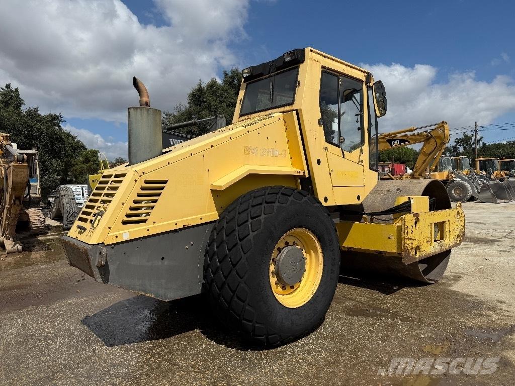 Bomag BW 211 D-3 Tandemové válce