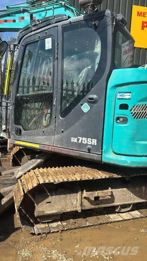 Kobelco SK 75 SR Midi rýpadla 7t - 12t