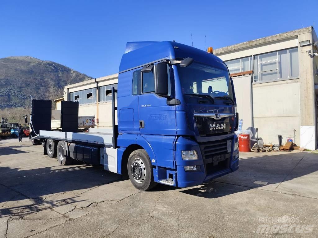 MAN TGX 26.420 Nákladní vozy na přepravu automobilů