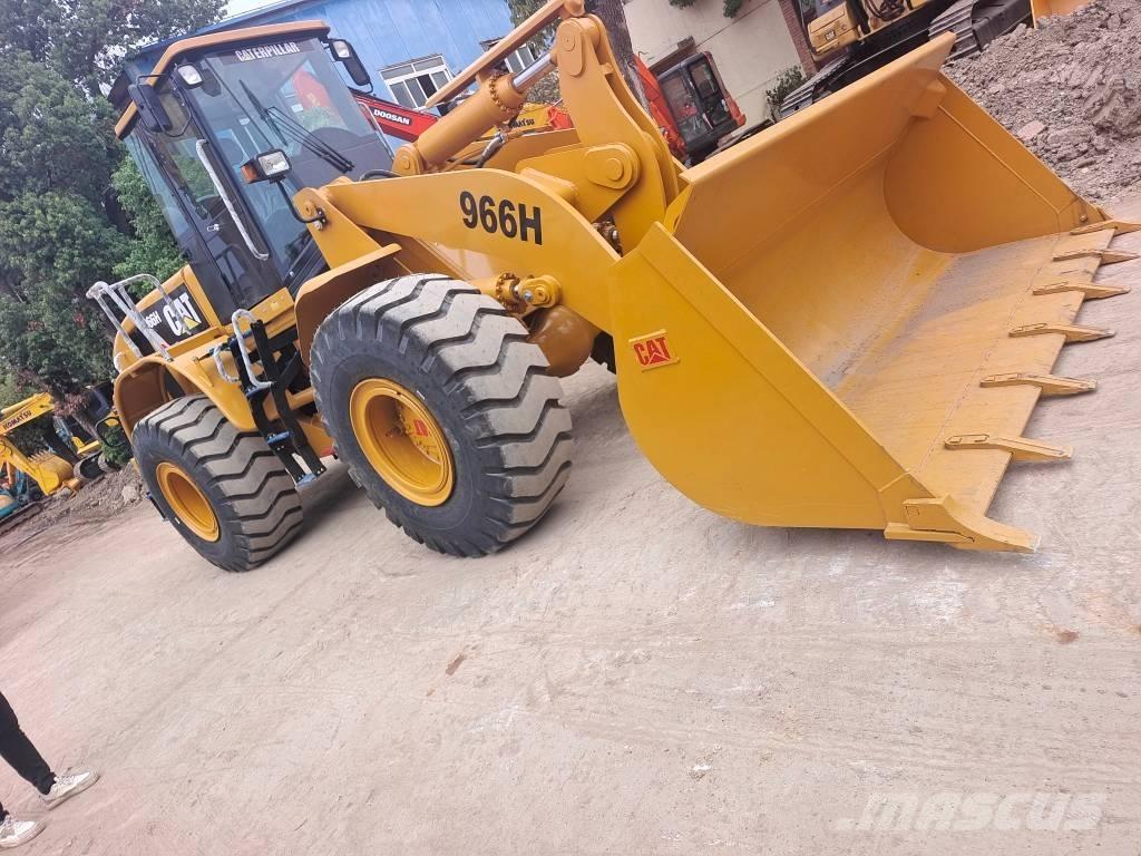 CAT 966 H Kolové nakladače