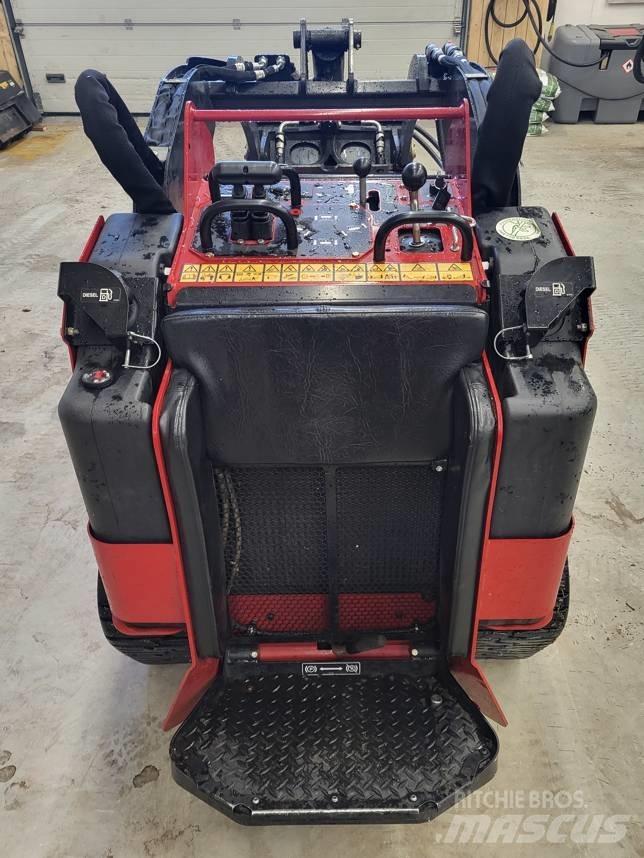 Toro Dingo TX1000 Smykem řízené nakladače