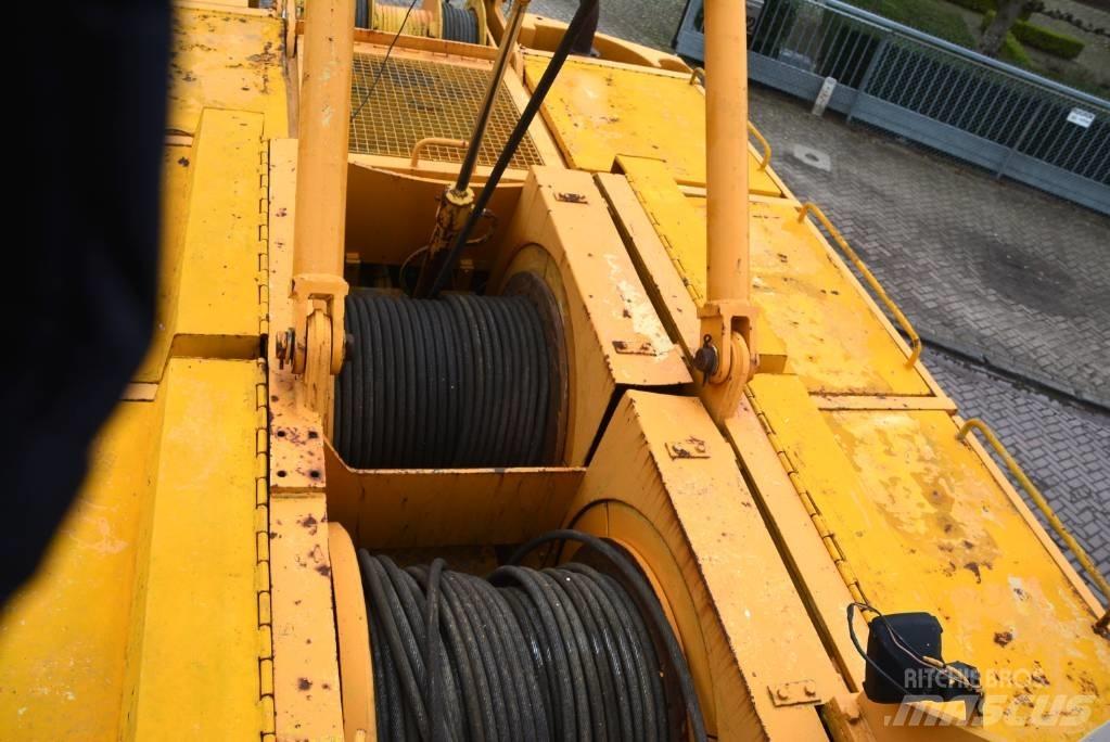 Liebherr HS 841 HD Pásové jeřáby