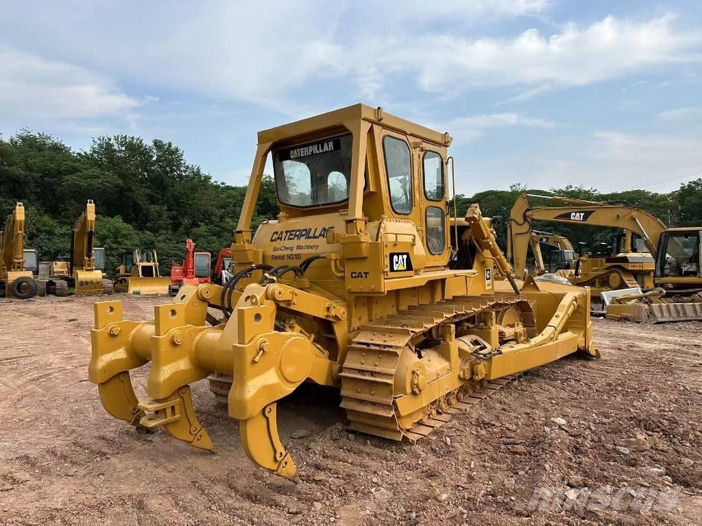 CAT D7G Pásové dozery