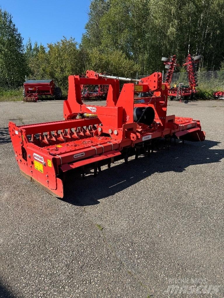 Maschio DC 3000 Rotační brány a půdní frézy