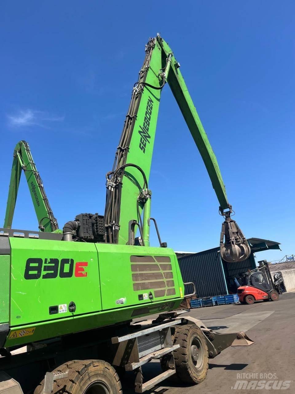 Sennebogen 830E Kolová rýpadla