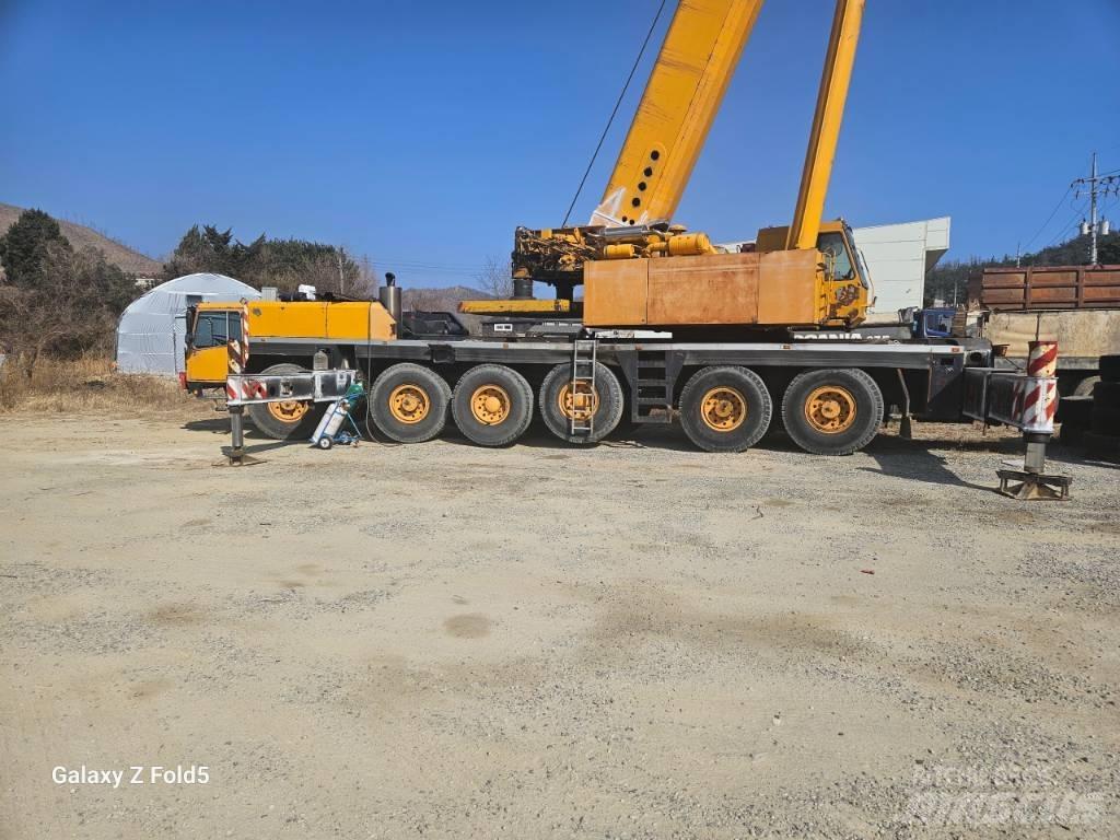 Liebherr LTM1225 Univerzální terénní jeřáby