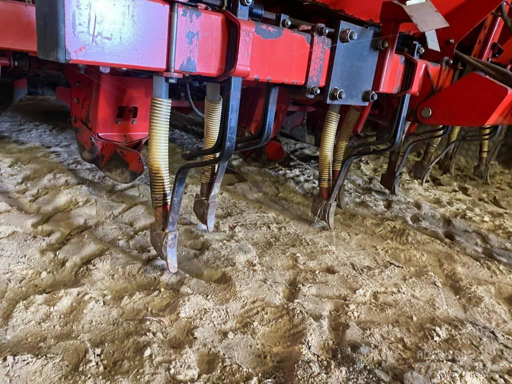 Kverneland UN 3200 Sázecí stroje na brambory