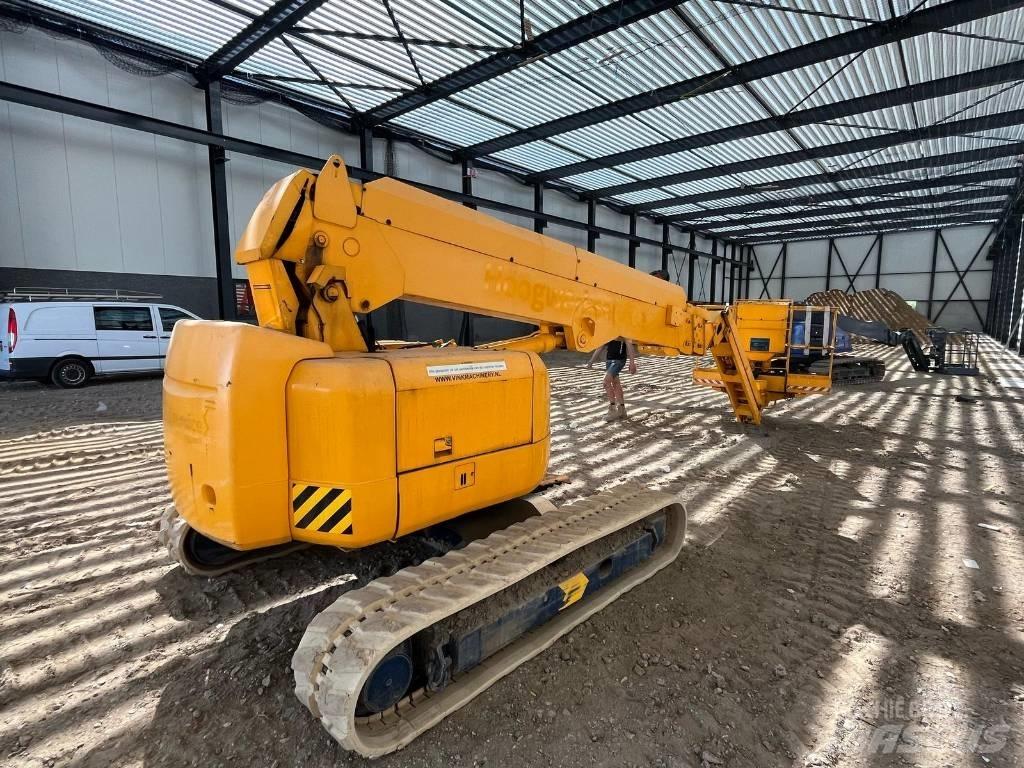 Hitachi HX140B Teleskopické plošiny