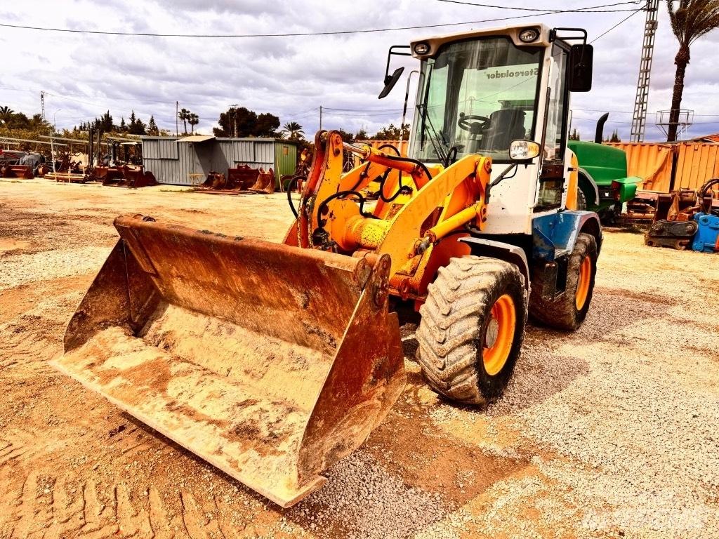 Liebherr L 507 Kolové nakladače