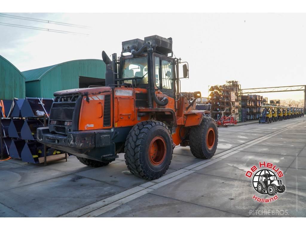 Doosan DL250 Kolové nakladače