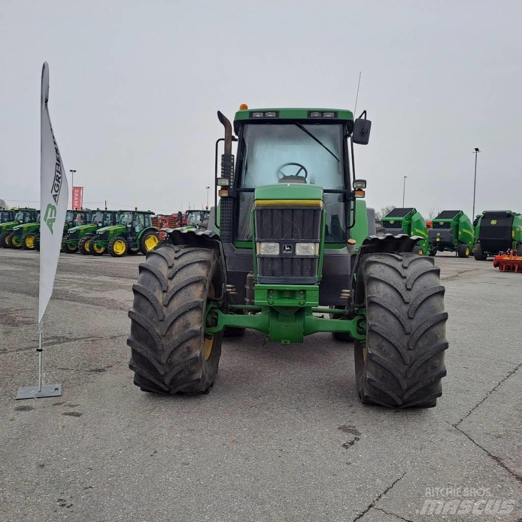 John Deere 7700 Traktory