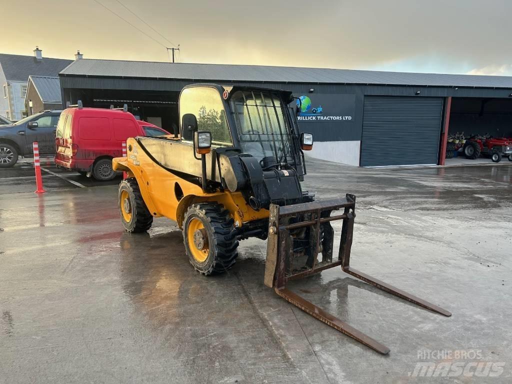 JCB 540-20 Teleskopické manipulátory