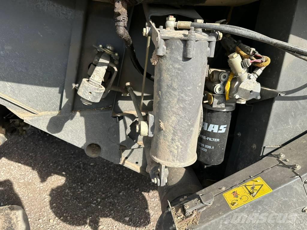 CLAAS Lexion 670 Sklízecí mlátičky