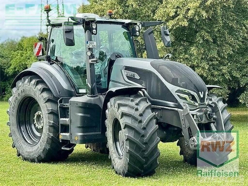 Valtra q305 Traktory