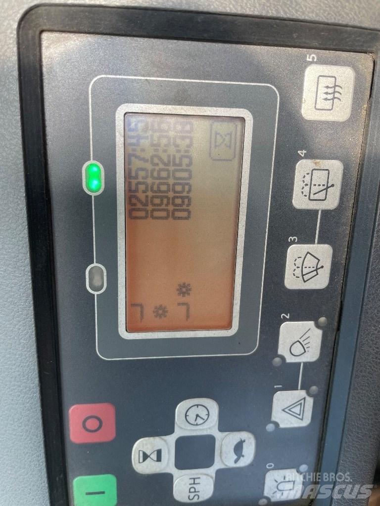 Toyota 8FBMT30 Akumulátorové vozíky