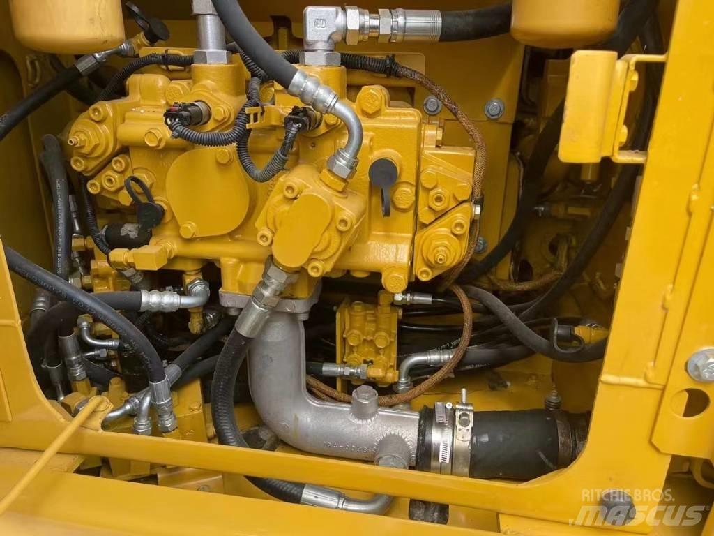 CAT 312D2GC Midi rýpadla 7t - 12t