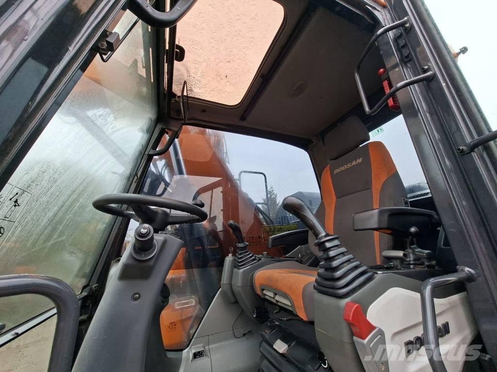 Doosan DX 165 W-5 Kolová rýpadla