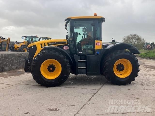 JCB (21007788) FT 4220 Traktory