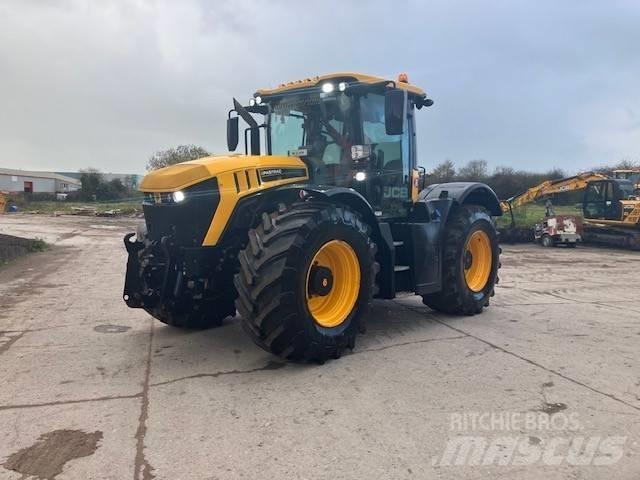 JCB (21007788) FT 4220 Traktory
