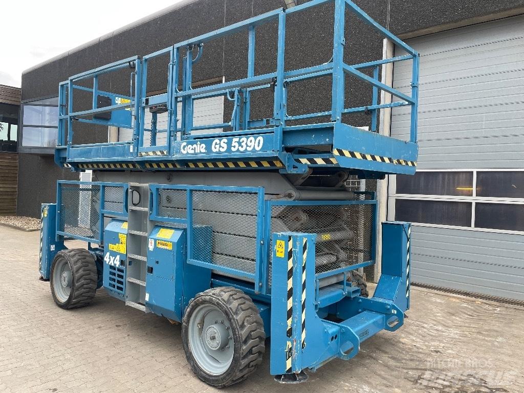 Genie GS5390 Nůžková zvedací plošina