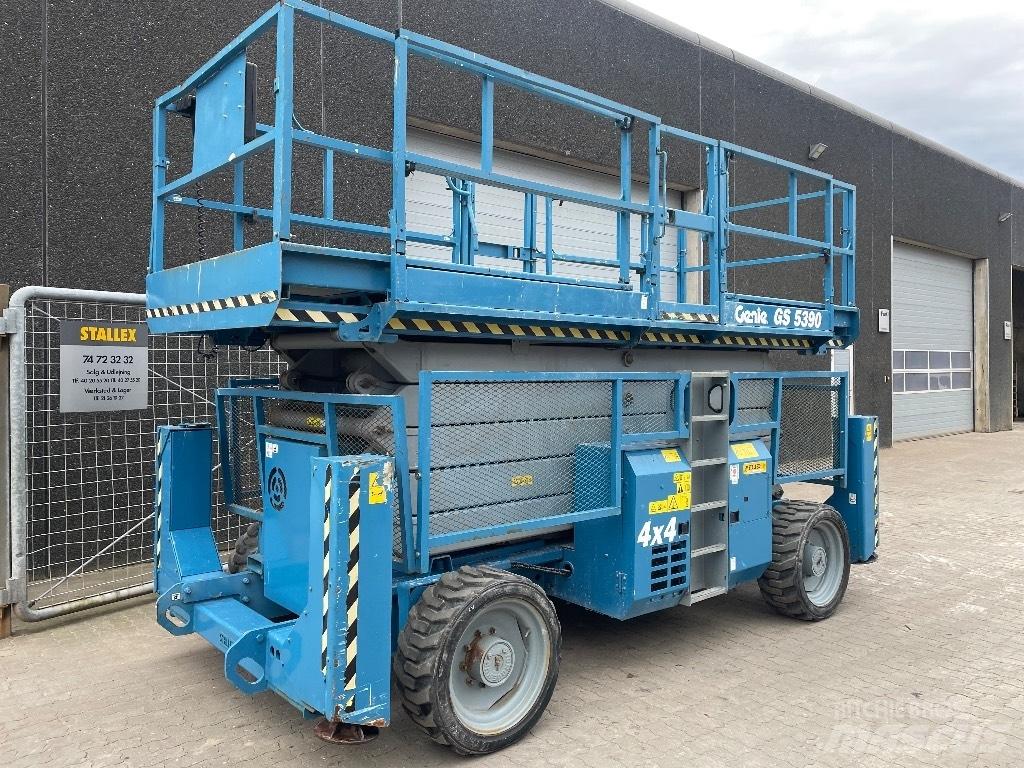 Genie GS5390 Nůžková zvedací plošina